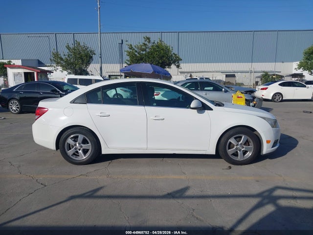 Chevrolet Cruze 1lt Auto