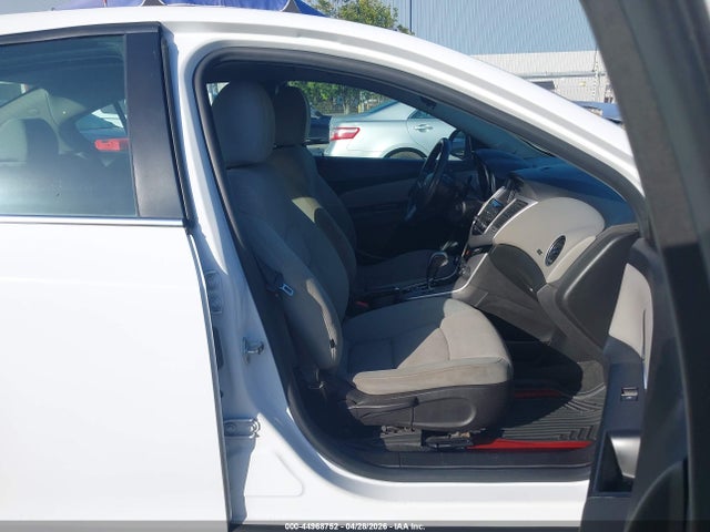 Chevrolet Cruze 1lt Auto