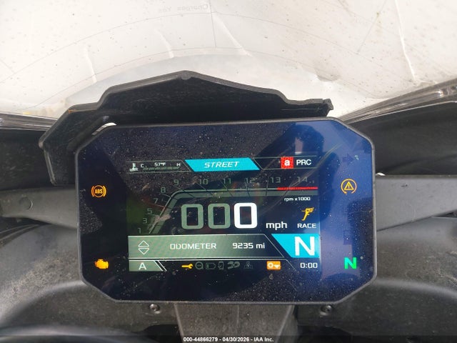Aprilia Rsv4 1100
