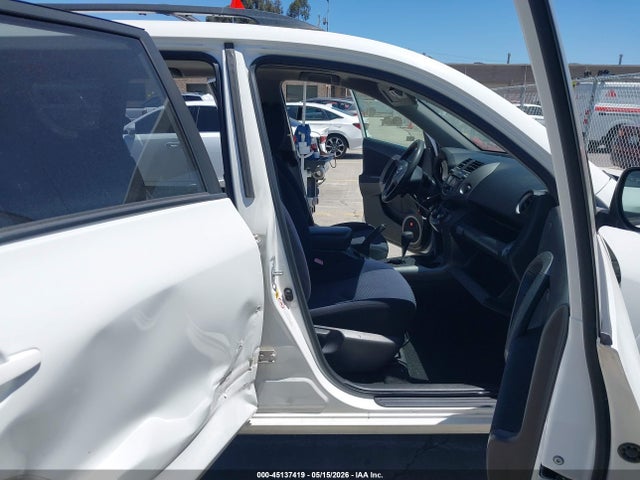 Toyota RAV4 Sport