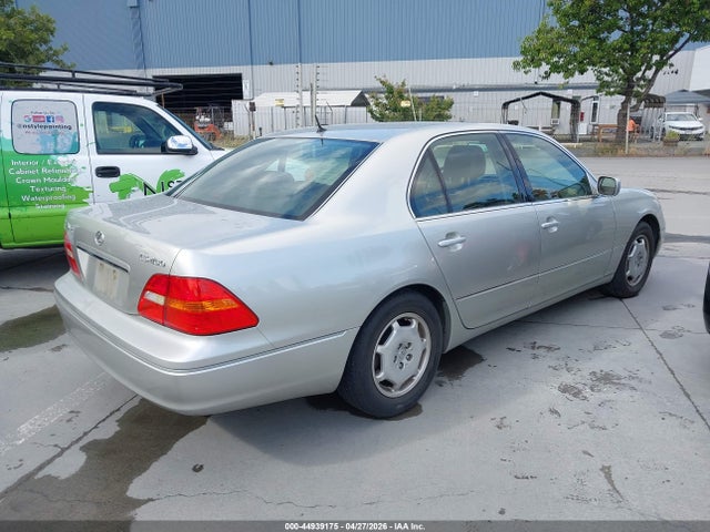 Lexus LS