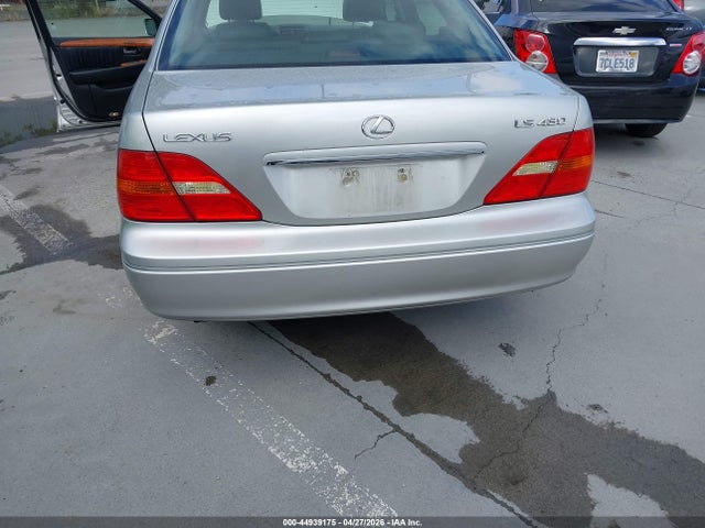Lexus LS