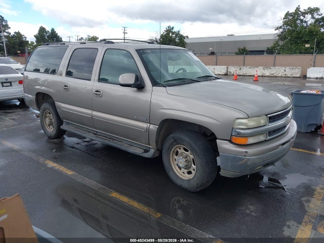 Salvage Chevrolet Suburban 2500 Image