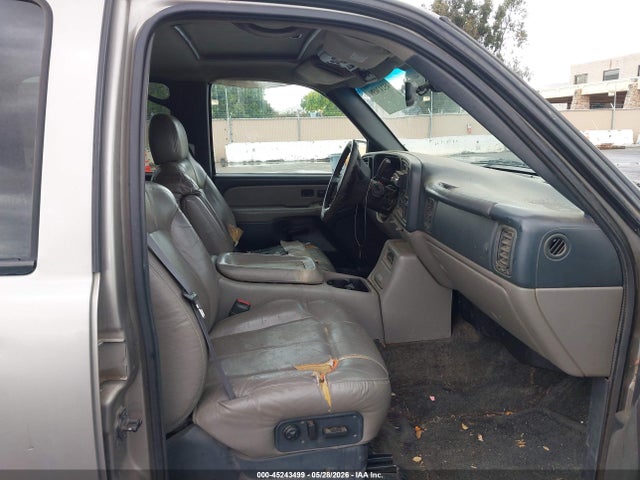 Chevrolet Suburban 2500 Lt