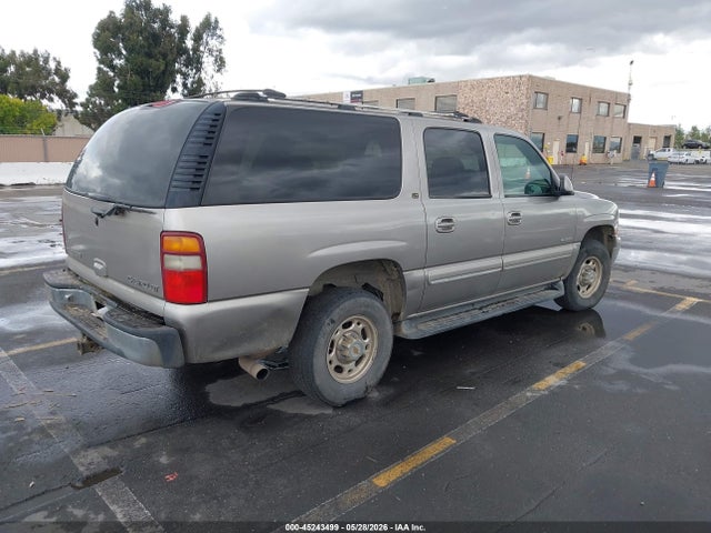 Chevrolet Suburban 2500 Lt