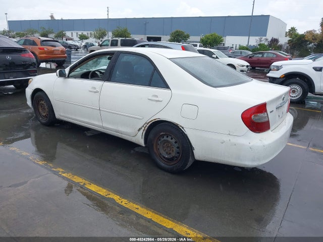 Toyota Camry Le