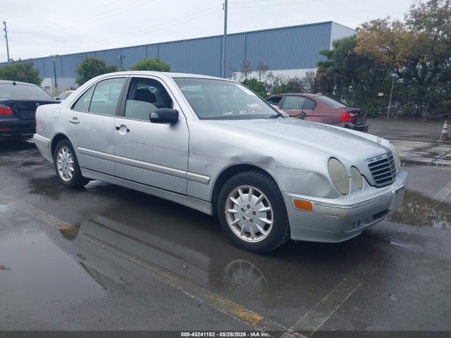 Salvage Mercedes-Benz E-Class Image