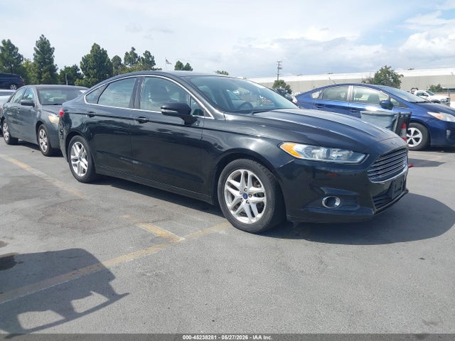 Salvage Ford Fusion Image