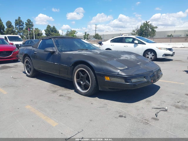 Salvage Chevrolet Corvette Image