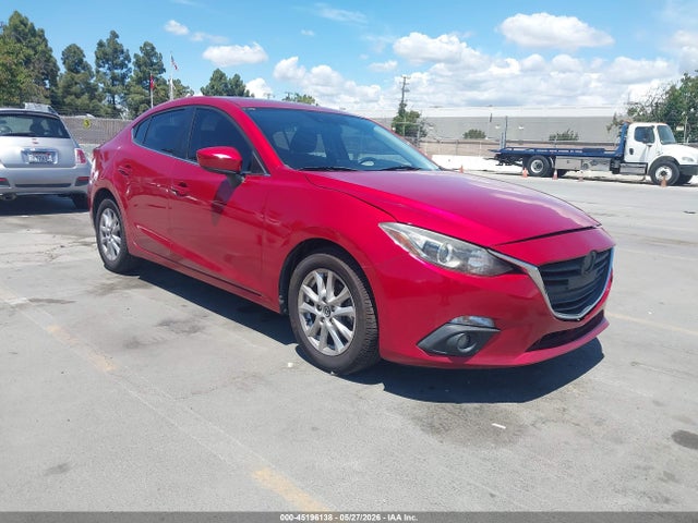 Salvage Mazda Mazda3 Image