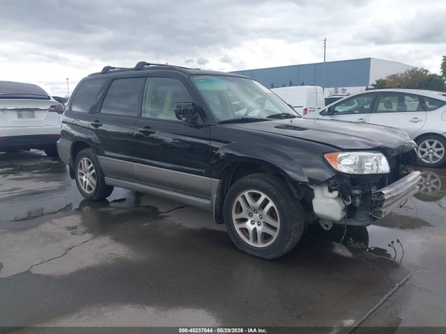 Salvage Subaru Forester Image