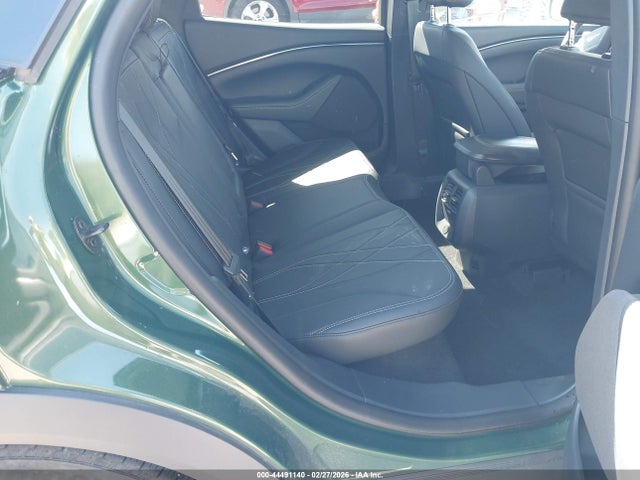Ford Mustang Select