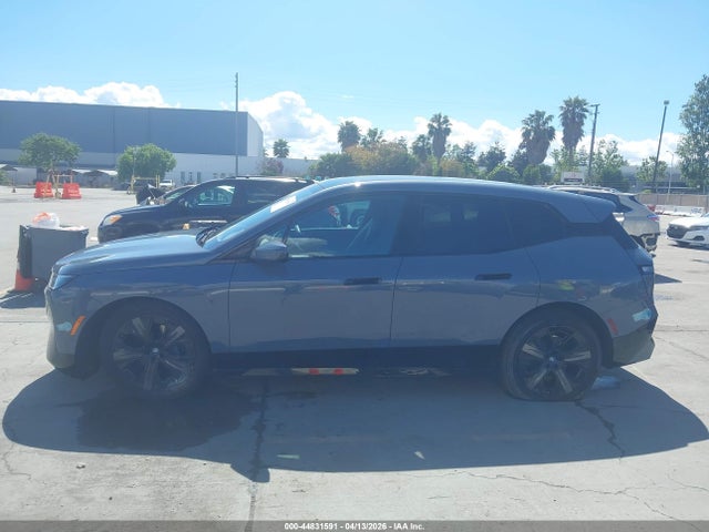 BMW iX Xdrive50