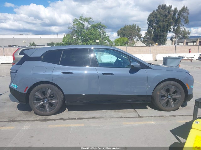 BMW iX Xdrive50