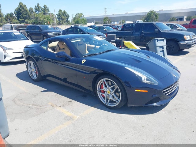 Salvage Ferrari California Image