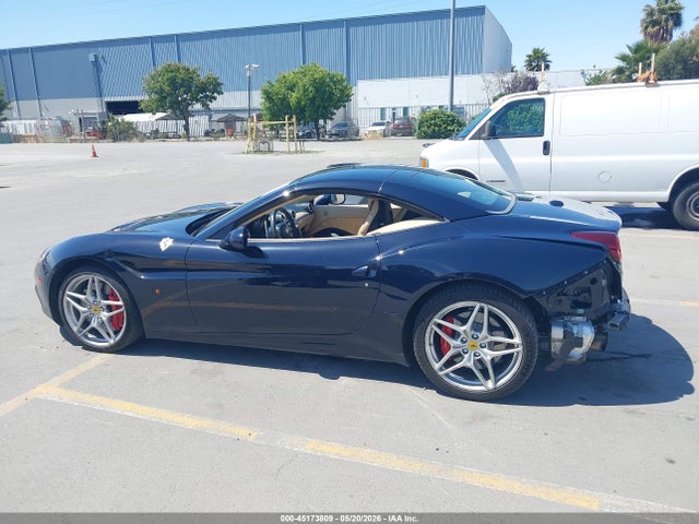 Ferrari California T