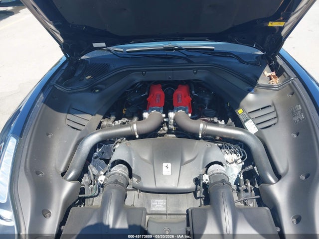 Ferrari California T