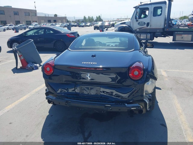 Ferrari California T
