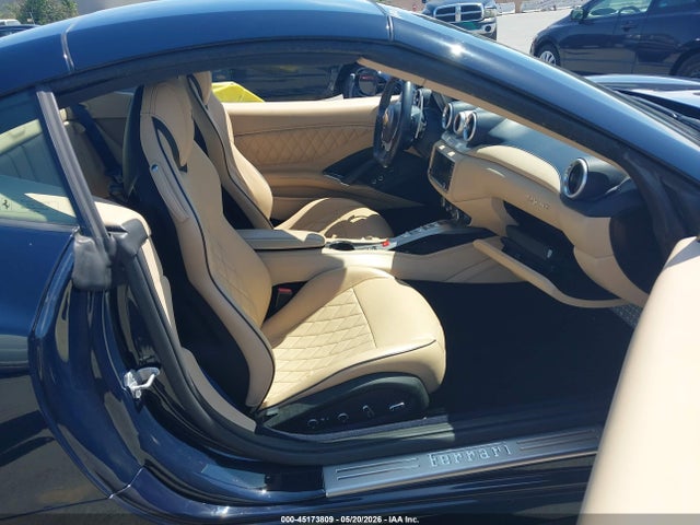 Ferrari California T