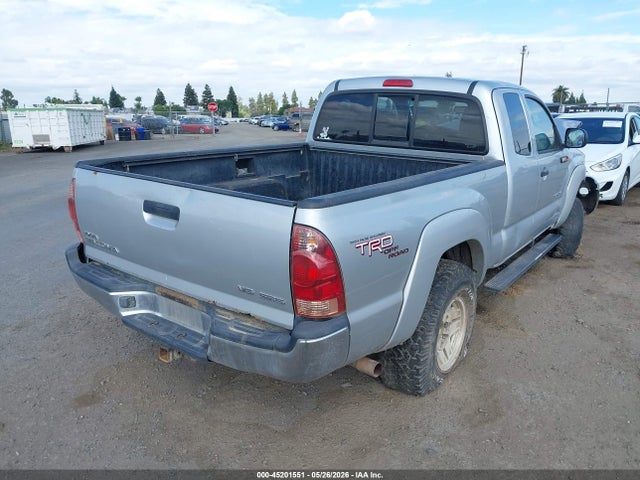 Toyota Tacoma Base V6