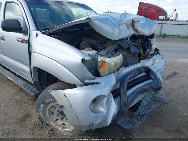 Toyota Tacoma Base V6