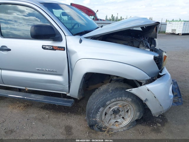 Toyota Tacoma Base V6