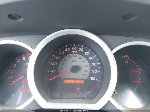 Toyota Tacoma Base V6