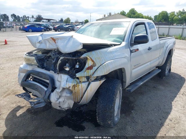 Toyota Tacoma Base V6