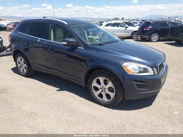 Salvage Volvo XC60 Image