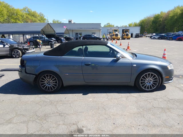 Audi A4 3.2