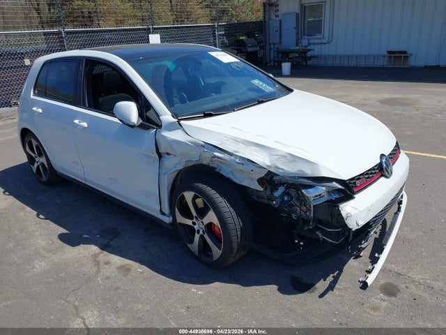 Salvage Volkswagen Golf Image