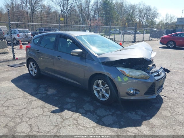 Salvage Ford Focus Image