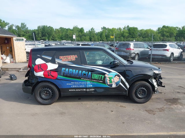 Kia Soul Lx