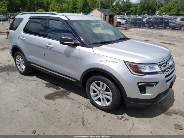 Salvage Ford Explorer Image