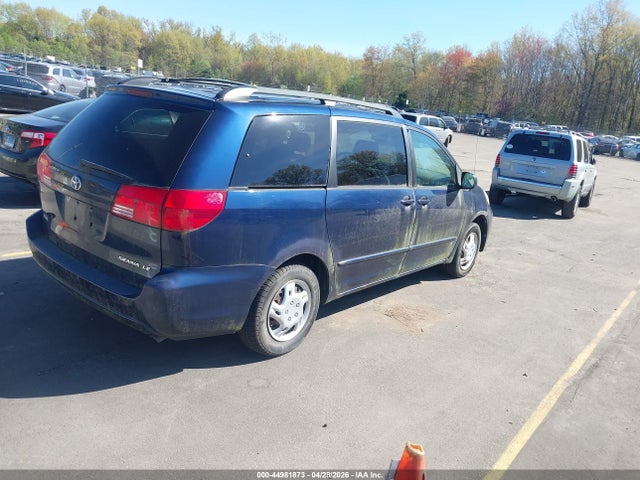 Toyota Sienna Le