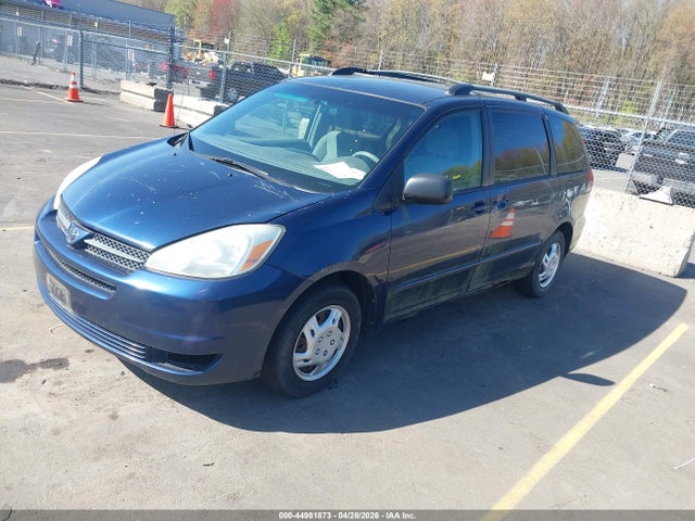 Toyota Sienna Le