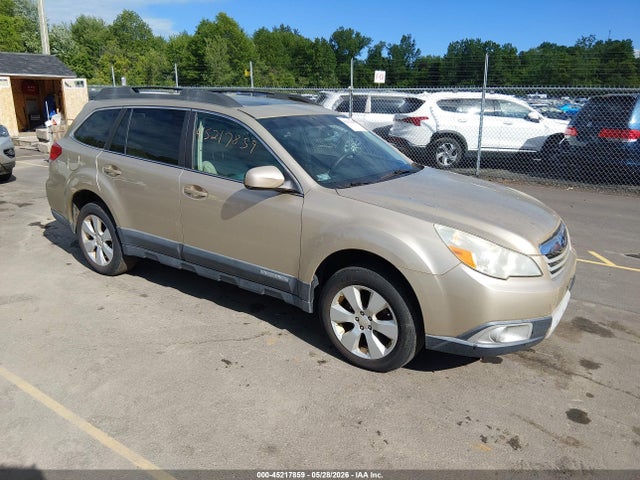 Salvage Subaru Outback Image