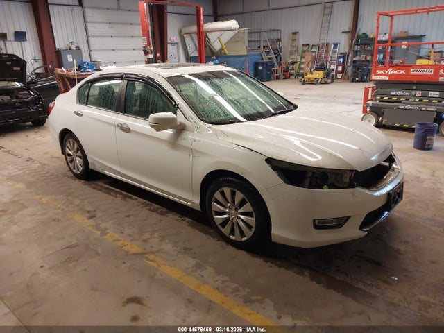Salvage Honda Accord Image