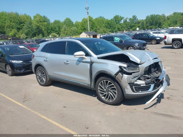 Salvage Lincoln Nautilus Image