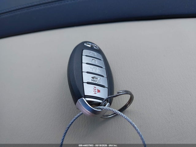 INFINITI Qx