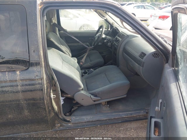 Nissan Frontier Xe