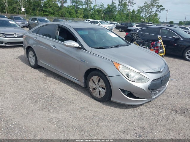 Salvage Hyundai SONATA Image