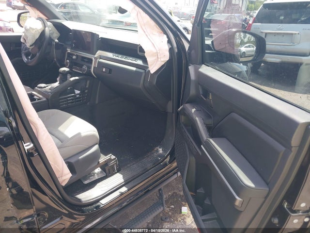 Toyota Tacoma Sr5