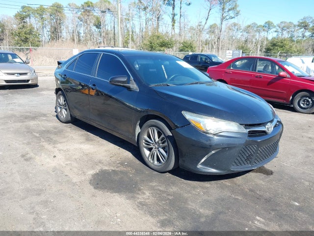 Salvage Toyota Camry Image