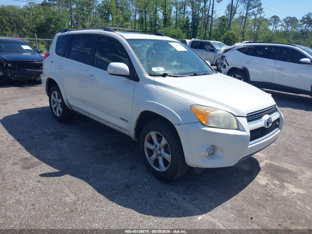 Salvage Toyota RAV4 Image
