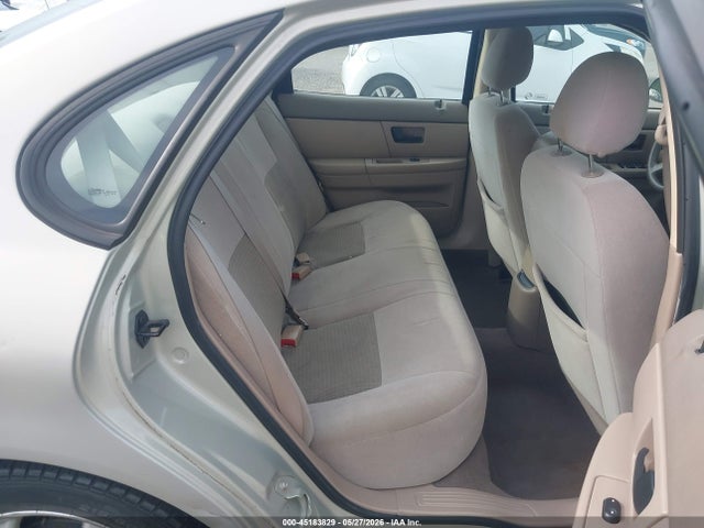 Ford Taurus Se