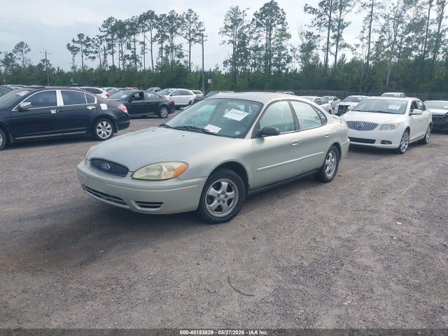 Ford Taurus Se