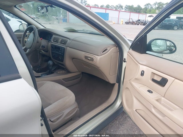 Ford Taurus Se