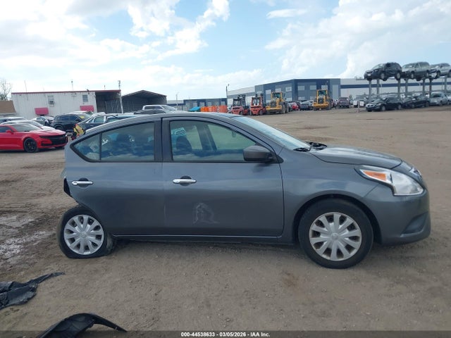 Nissan Versa 1.6 Sv