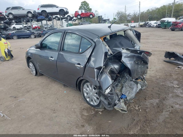 Nissan Versa 1.6 Sv